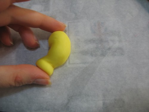 polymer clay Winnie the Pooh tutorial - step 11