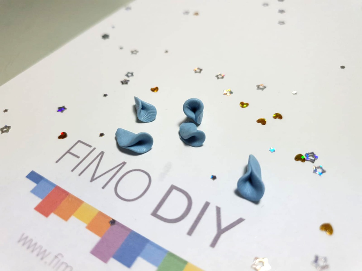 clay earrings diy tutorial handmade earrings step 3 