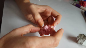 Diy fimo flower tutorial – polymer clay water lily