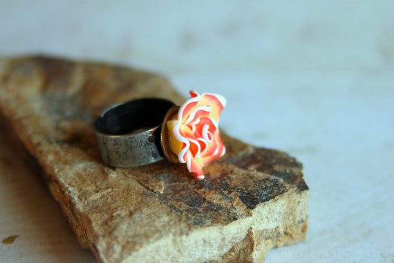 Polymer clay flower ring