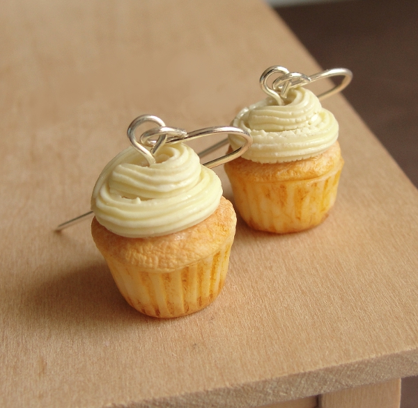 polymer clay cupcake earrings