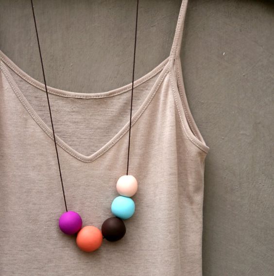 A bit of color and fun into a simple polymer clay necklace