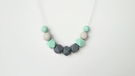 A bit of color and fun into a simple polymer clay necklace