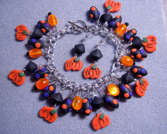 fimo/ polymer clay Halloween pumpkins charm bracelet