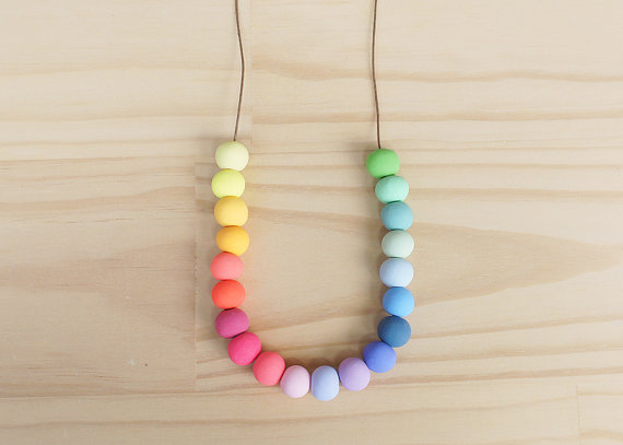 A bit of color and fun into a simple polymer clay necklace