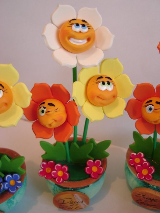 fimo/ polymer clay happy flowers - home decor