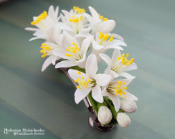 Check this 33 Polymer clay romantic hair accessories, you might like it!