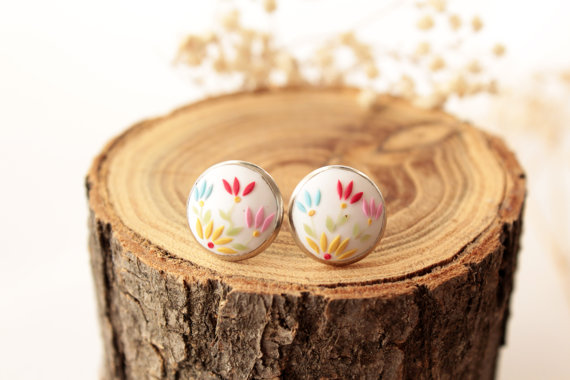 White stud earring, colorful studs, White flower earrings, white earrings, yellow stud, minimalist earrings, polymer clay, embroidered