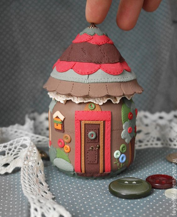 polymer clay - fimo - jar fairy house 1