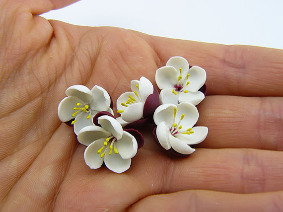 Polymer clay flower beads