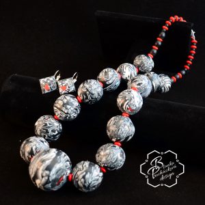 polymer clay valentine day present - earrings + beaads necklace - grey  fimo jewelry with small heart 