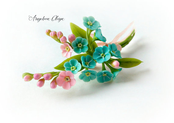 Polymer clay jewelry with flowers