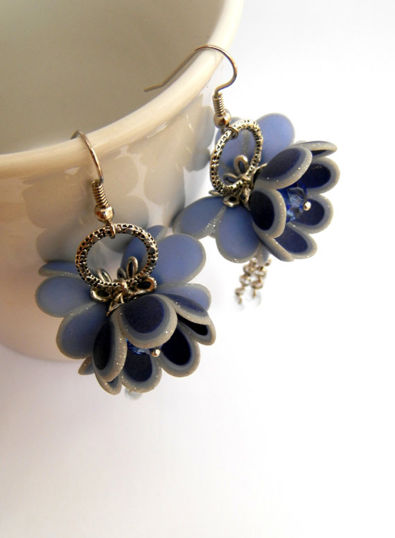 Choose an amazing handmade gift for a woman from 100 polymer clay flower jewelry