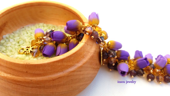 Choose an amazing handmade gift for a woman from 100 polymer clay flower jewelry