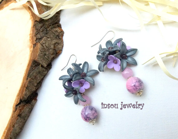 Flower Earrings, Statement Earrings, Grey Jewelry, Handmade Earrings, Dangle Earrings, Flower Accessories, Elegant Jewelry, Wedding Earrings, Polymer clay, Fimo, Pasta