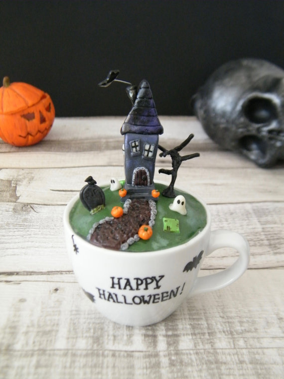 Haunted House Halloween Teacup Ornament - Polymer Clay Halloween Scene, Halloween Decoration Gift, Haunted House, Pumpkins, Ghost