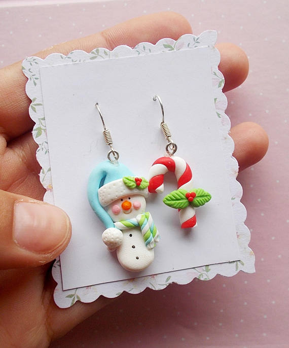 Cute Christmas earrings, handmade winter jewelry, Xmas party jewelry, snowman earrings, Xmas dangle earrings, snowman earrings