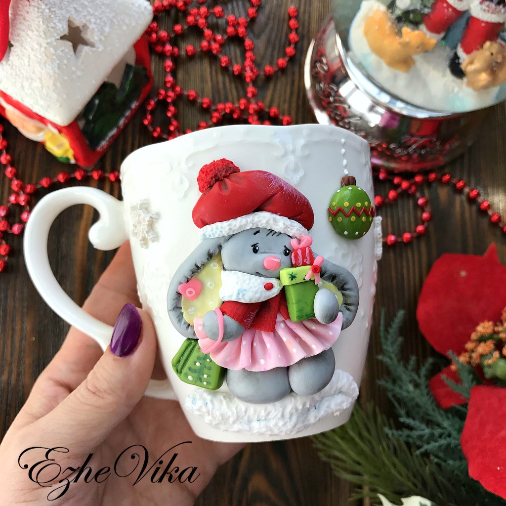 Mugs decorated with polymer clay
