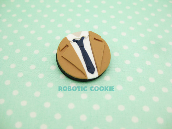 Angel in a Trench Coat Brooch Pin Polymer Clay, Brooch Pin, Supernatural Brooch, Castiel Brooch, Nerd Brooch, Fandom Brooch, Cute polymer clay brooch