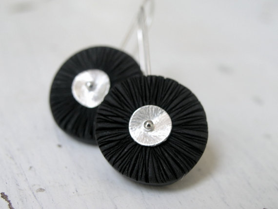 Black polymer clay disc earrings, texture, wavy, wheels, on sterling silver earwires, dangle earrings, industrial minimal earrings