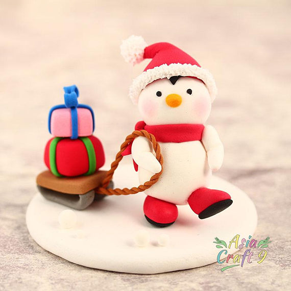 Penguin drag the gift sledge clay miniature Christmas decoration, Handmade Christmas decorations
