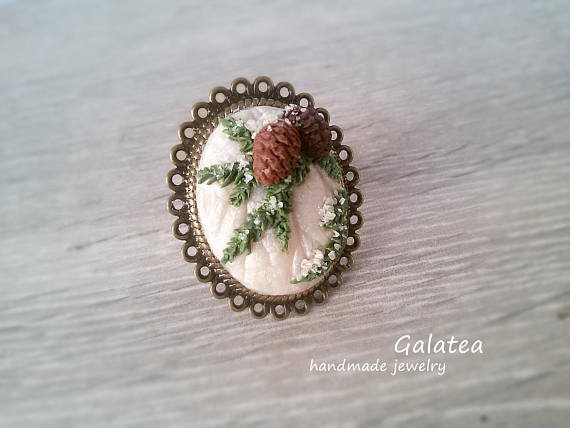 Pine cone Holiday ring Statement Snow Frozen jewelry Pine tree ring Woodland Christmas jewelry Forest Winter ring Women Xmas gift for Her