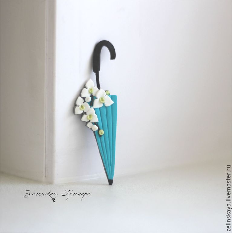 Polymer clay umbrella brooch - ideas for rainy days