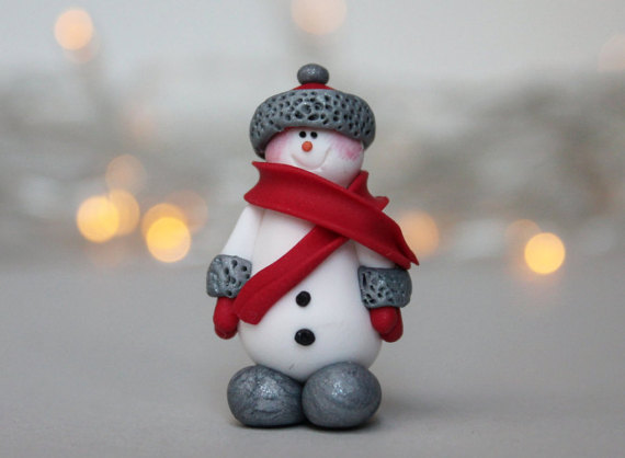 Cute polymer clay snowmen brooch ideas