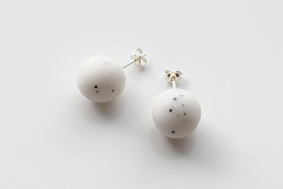 White stud earrings, Minimal earrings, Pastel earrings, Ball earrings, Polymer clay earring, Bead earrings, Simple earring, Everyday earring