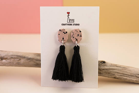 Simple polymer clay tassel earrings, black tassel earrings, long black earrings, long tassel earrings, dangle earrings, black earrings, elegant earrings, pink studs terrazzo