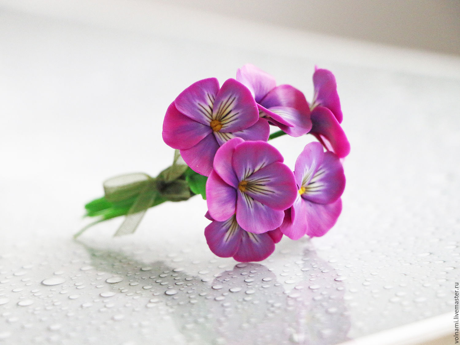 Polymer clay jewelry with pansies - mauve pansies brooch - flower jewelry