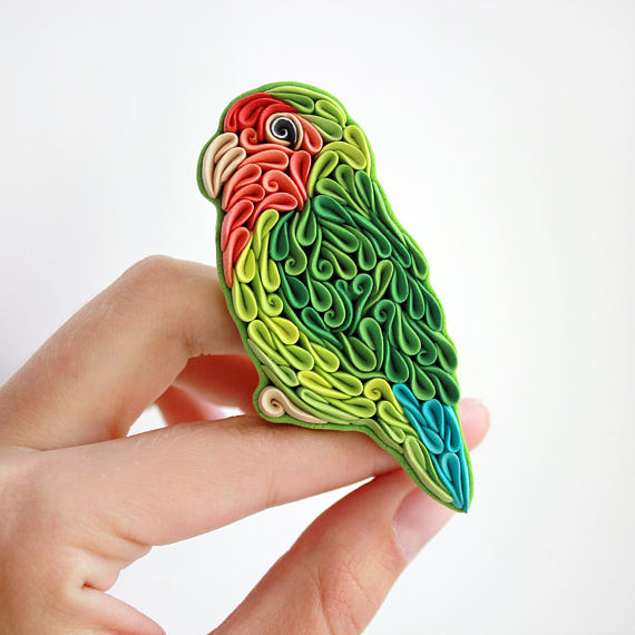 Polymer clay jewelry in an unique style, Polymer clay Parrot brooch pin, green lovebird Parrot brooch, Lovebird brooch , bird lover brooch, animal brooch