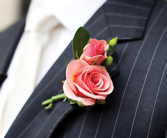 rose boutonniere,bridal accessories,bride flowers