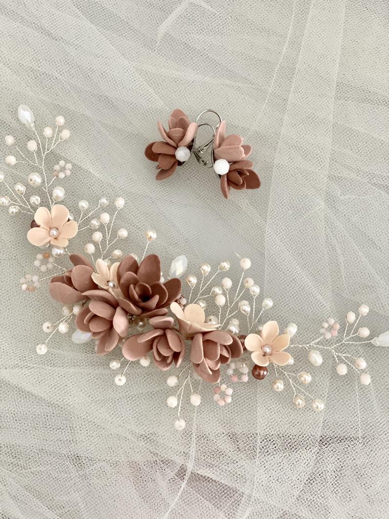 Bridal hair accessories