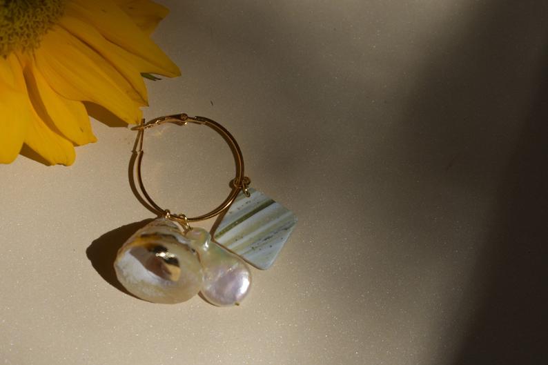 Polymer clay and pearl earrings, Seashell Earring, hoop earring, Polymer clay earring, pearl earring, unique handmade earring, statement earring, modern &fashion earring